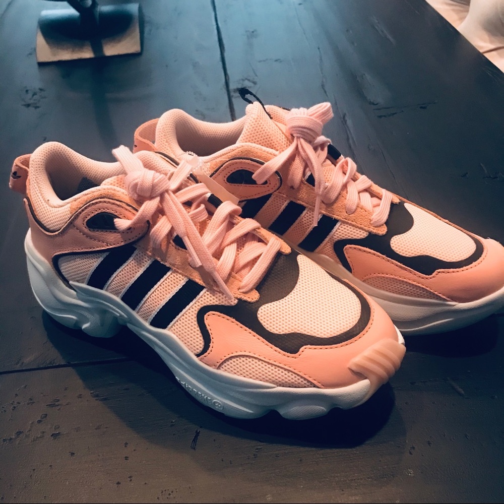 Adidas Magmur Runner